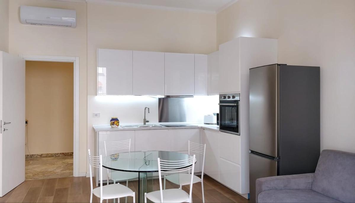 Center With Terrace Apartment *