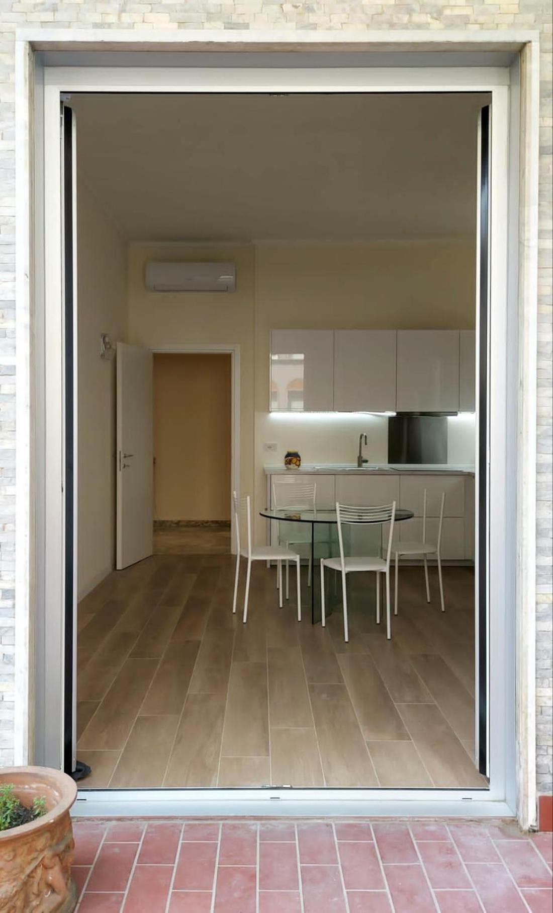 Center With Terrace Apartment Milan
